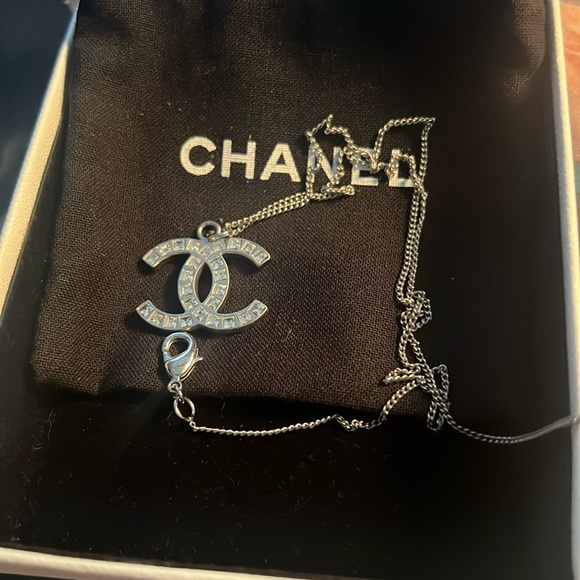 Chanel silver crystal CC necklace EUC w/ box and COA - Picture 1 of 8
